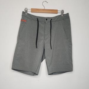 Lululemon hybrid shorts